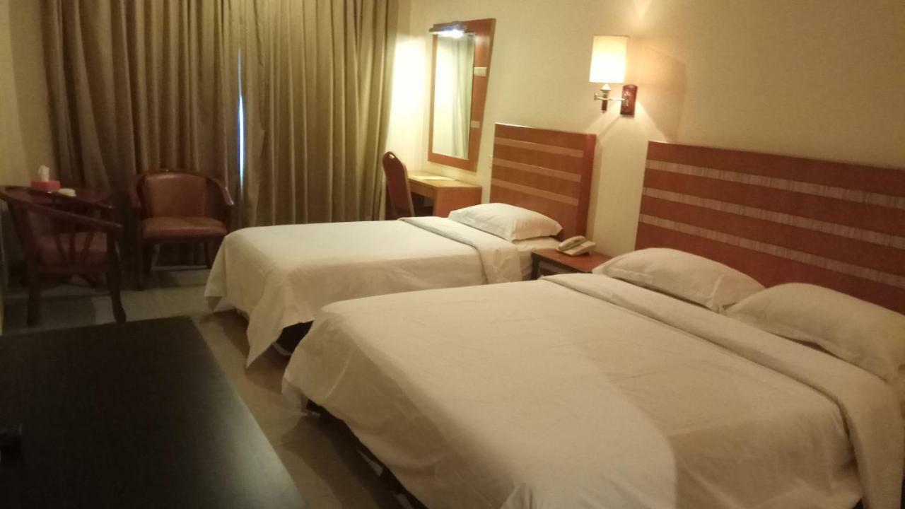 Hotel Utama Batam Pokój zdjęcie